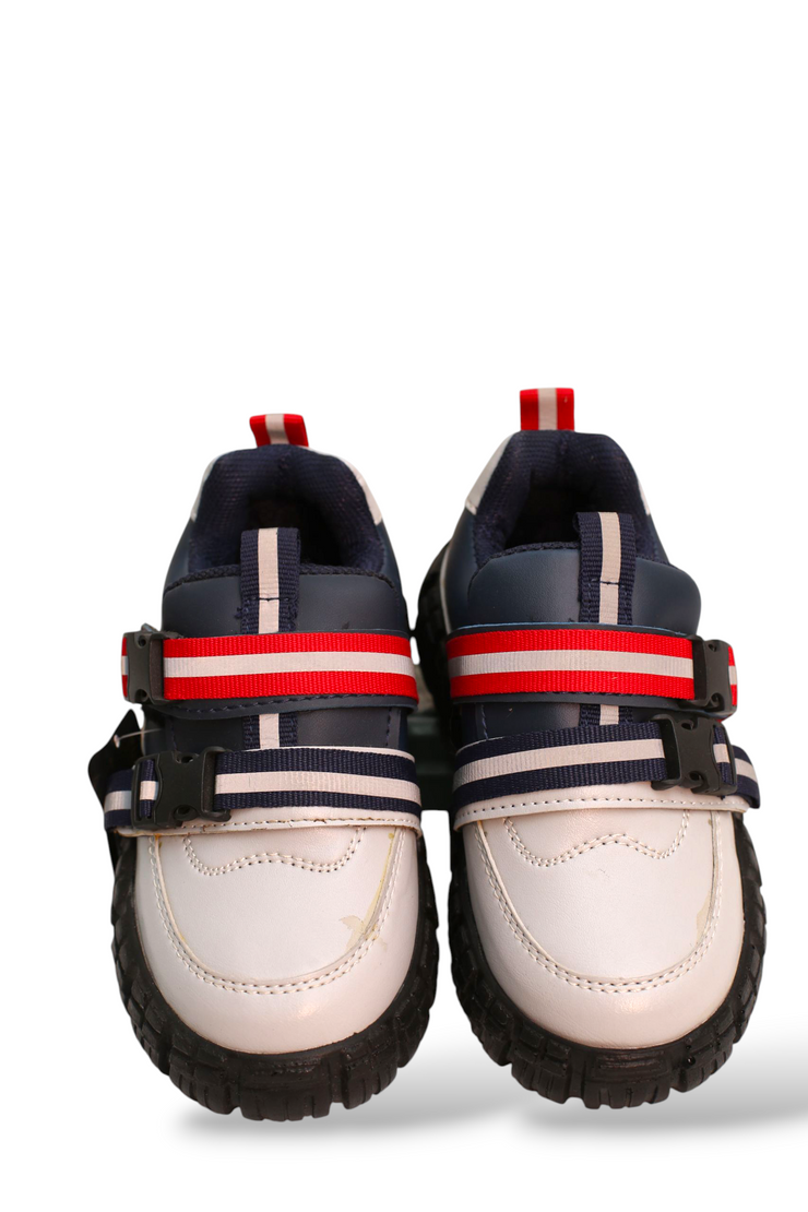 SNEAKER