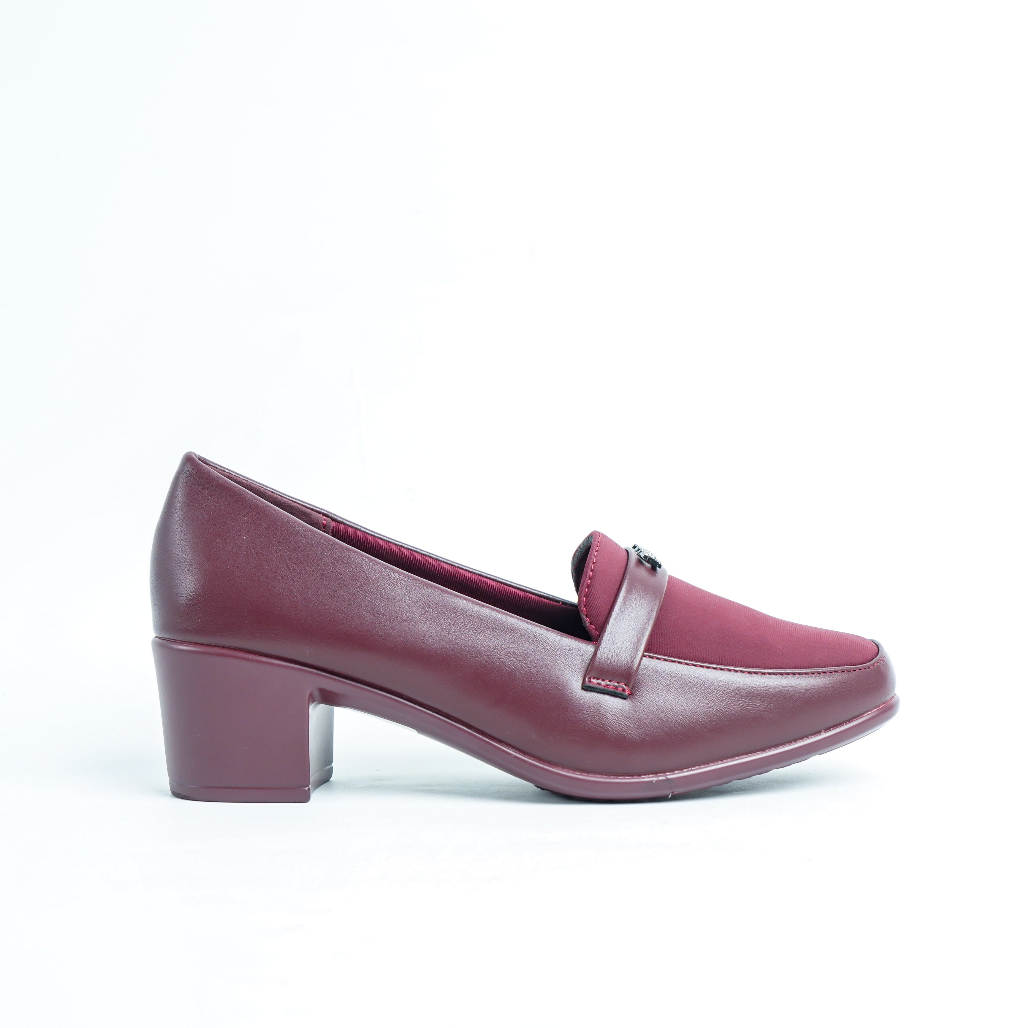 Valissa Maroon