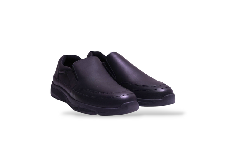 CASUAL SHOES