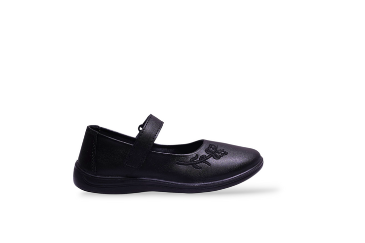 SCHOOL SHOES
