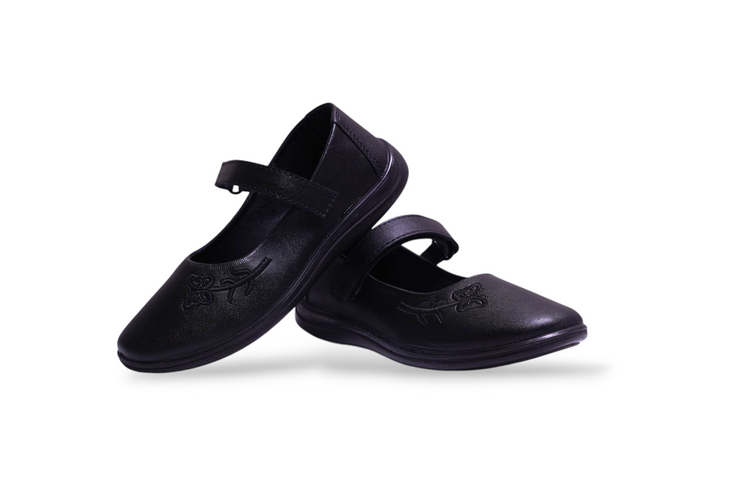 SCHOOL SHOES