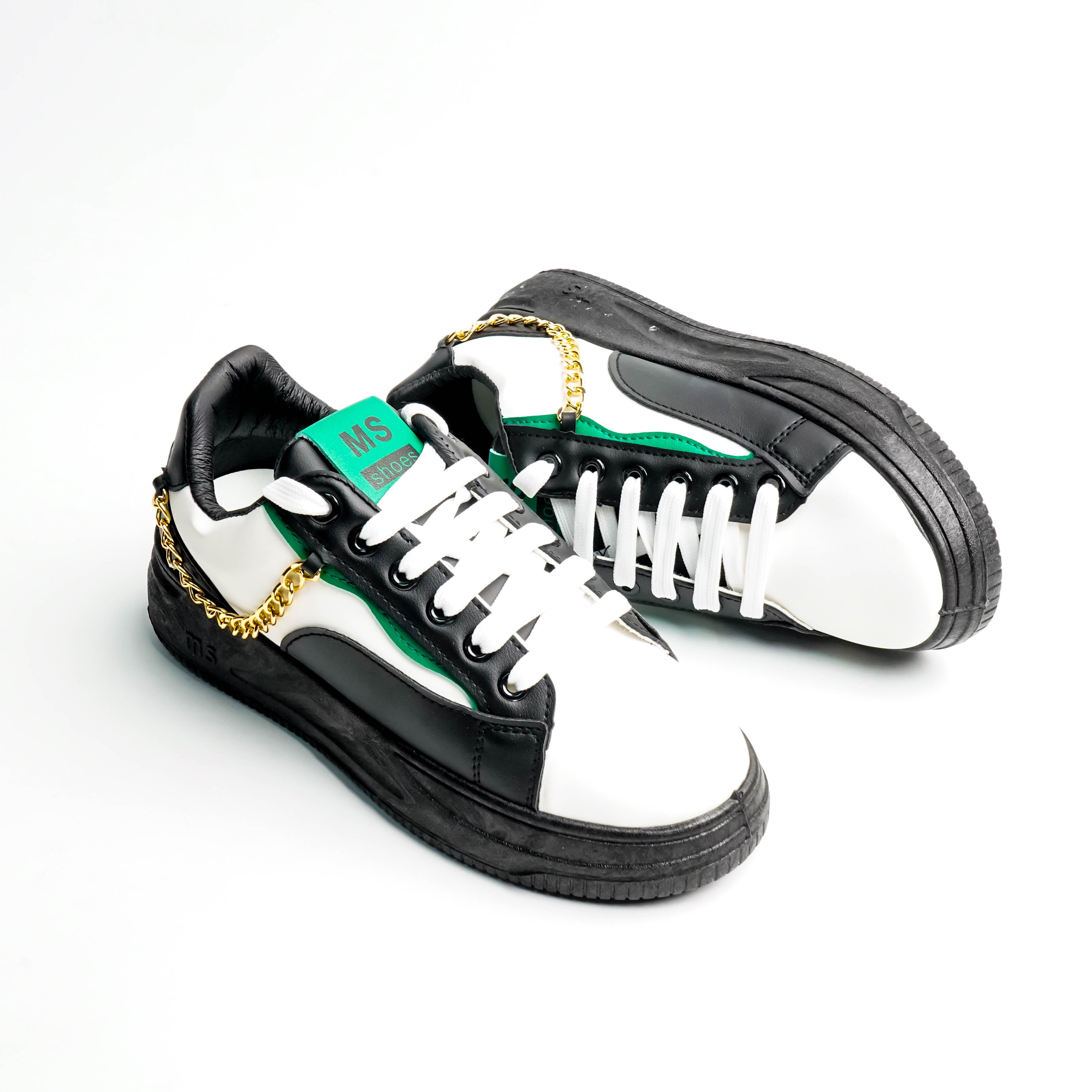 UrbanEase Black & White