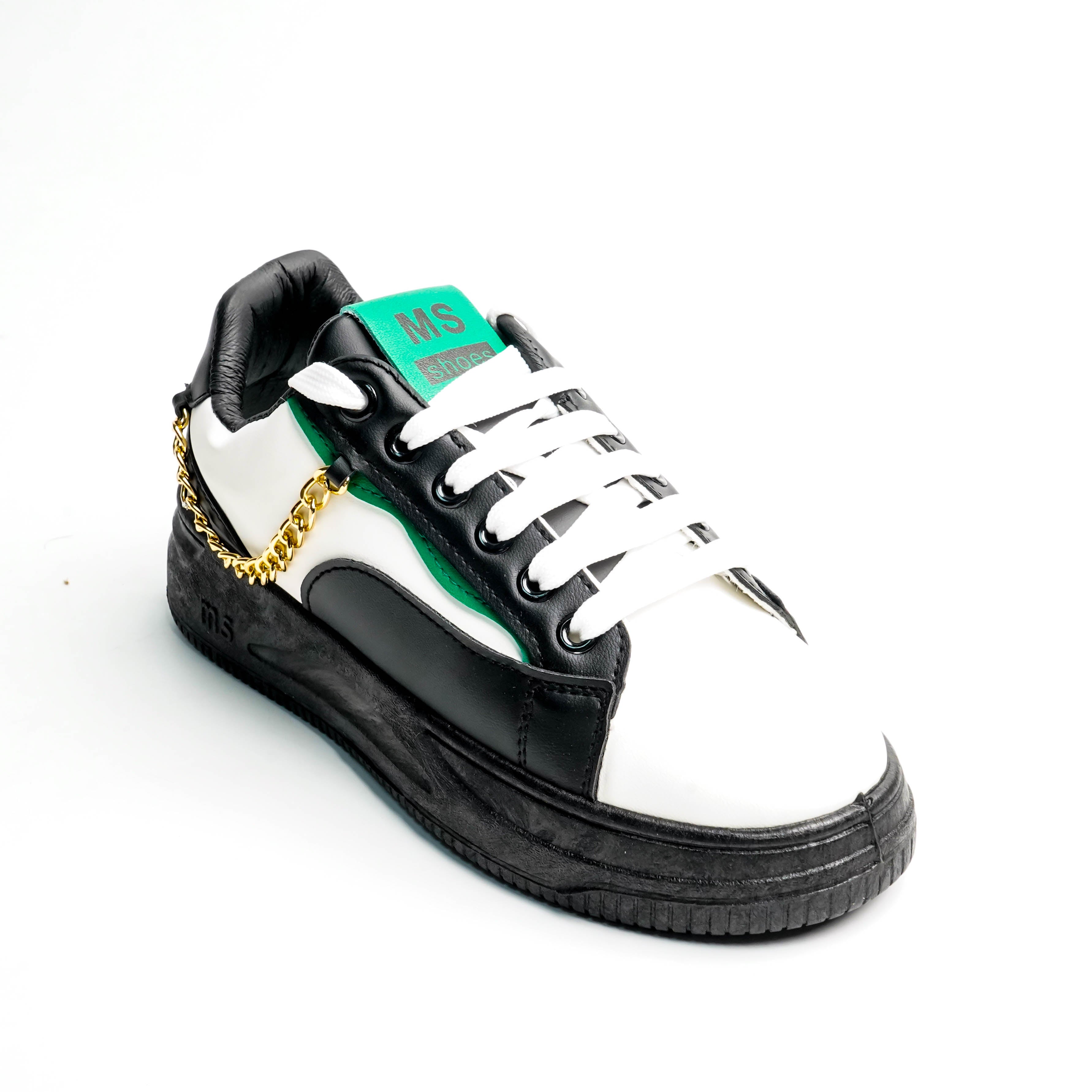 UrbanEase Black & White