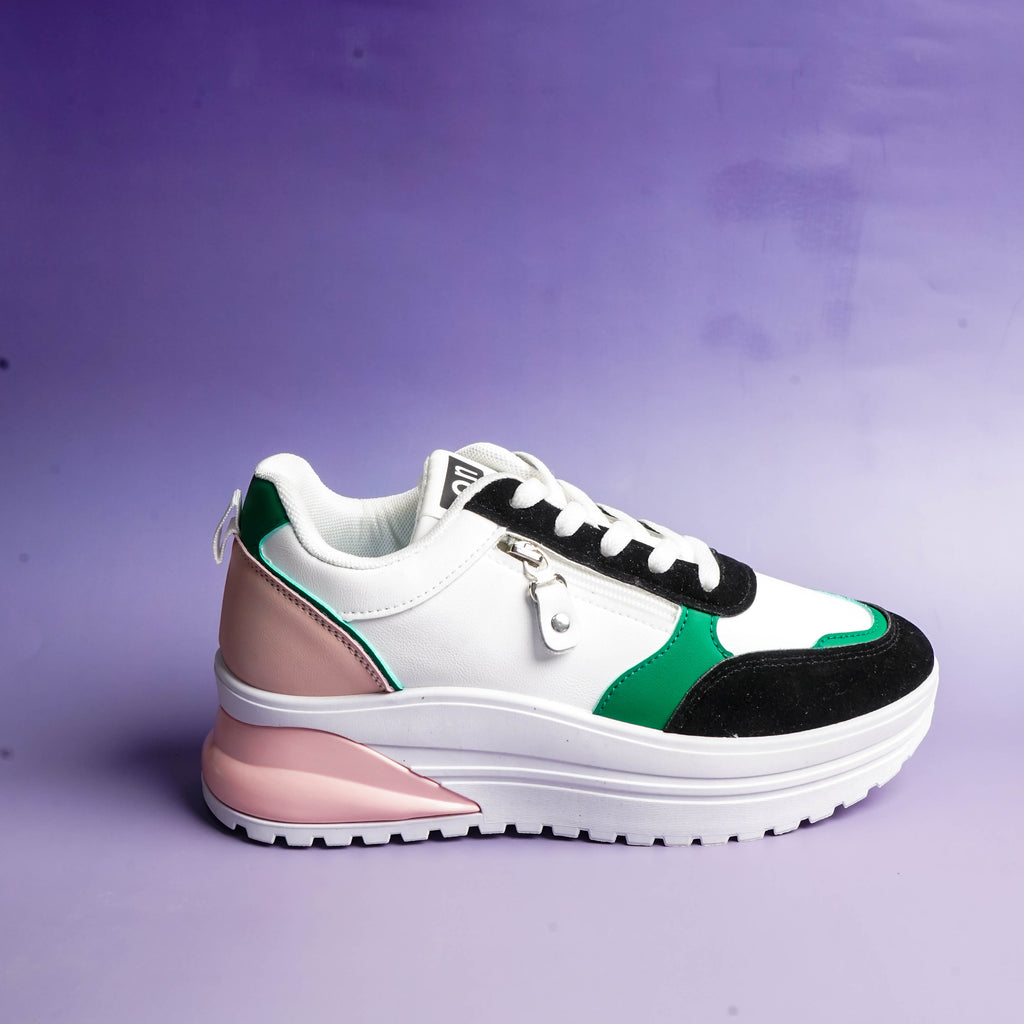 NovaWalk White & Black