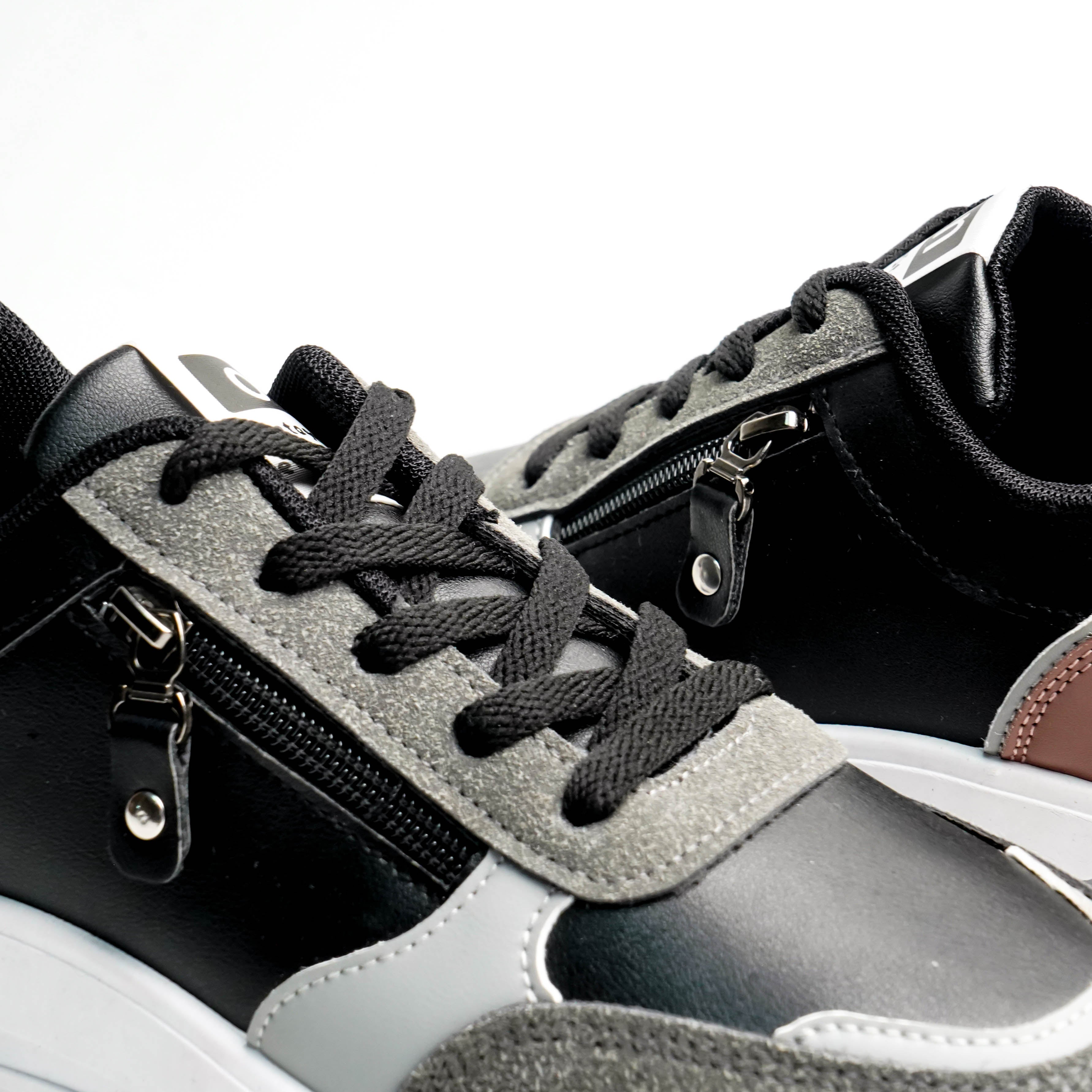 NovaWalk Black & Grey