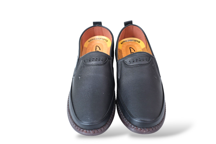 CASUAL SHOES